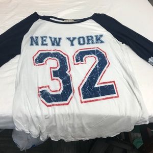 Light Fabric New York 3/4 Sleeve T-Shirt